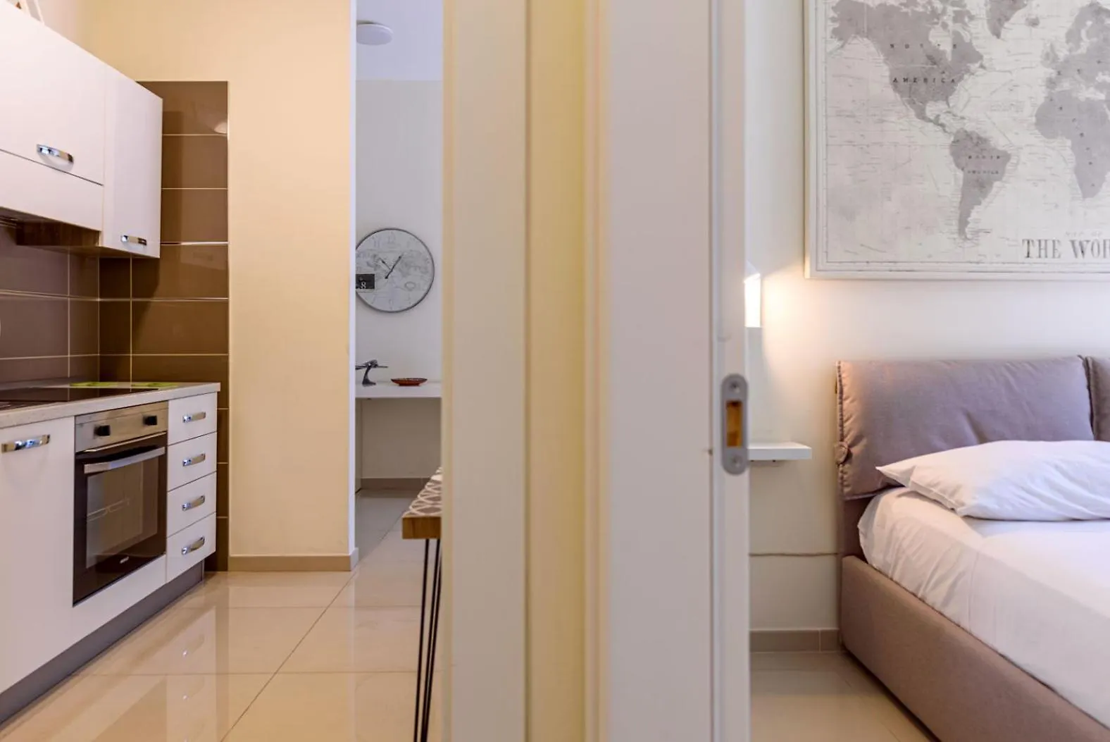 Centralflats 195 Private Apartments 巴里