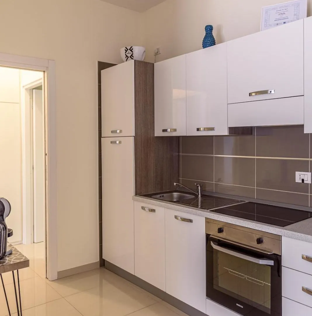 Centralflats 195 Private Apartments Bari Italien